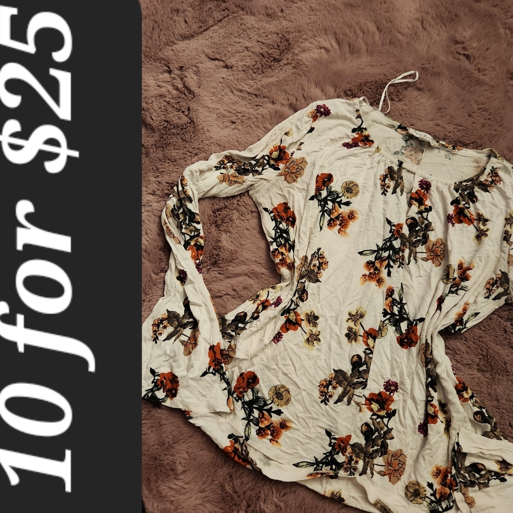 Floral top